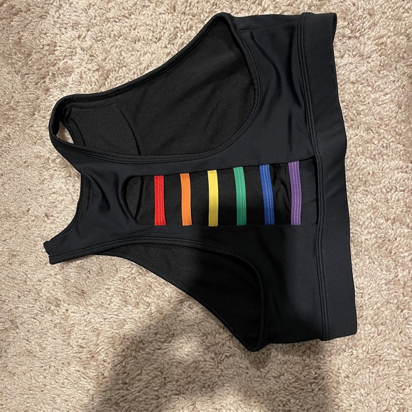 Chestee pride - Picture 2 of 2